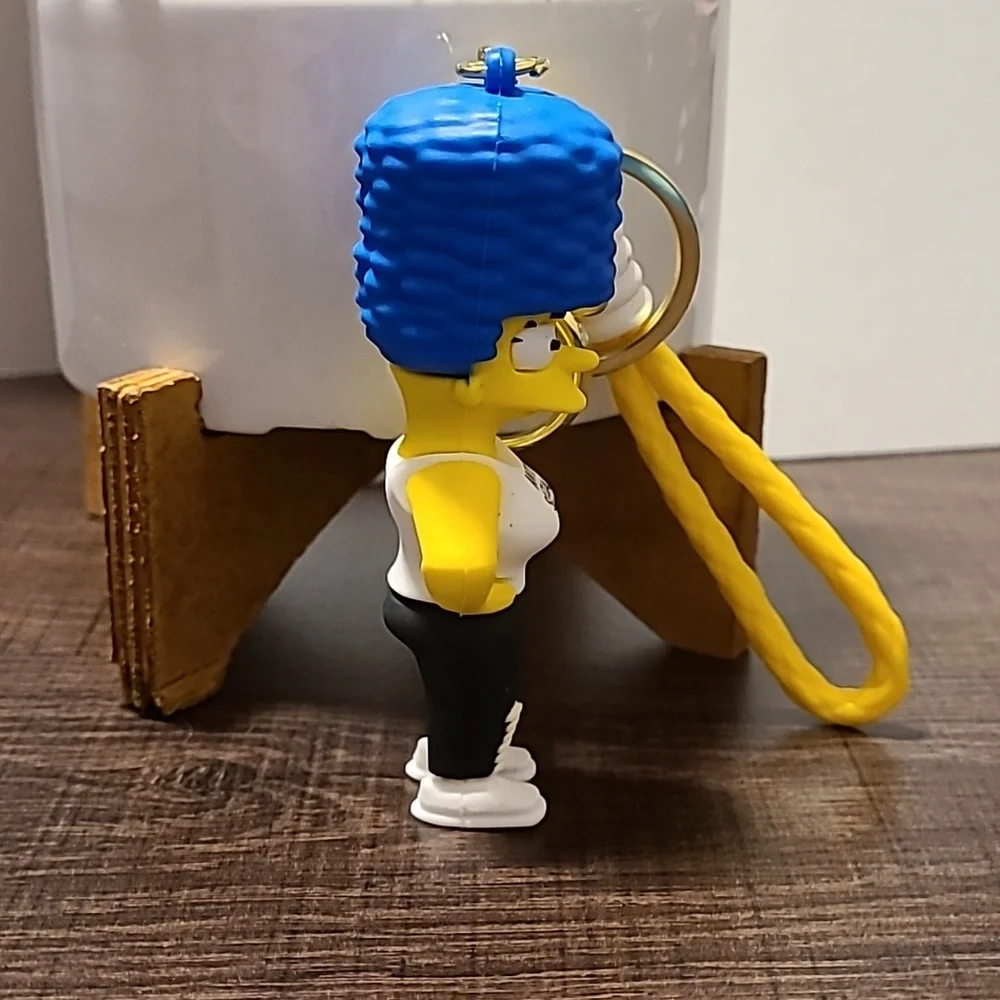 The‎ Simpsons Marge Anti Social Club Keychain Keyring Bag Charm